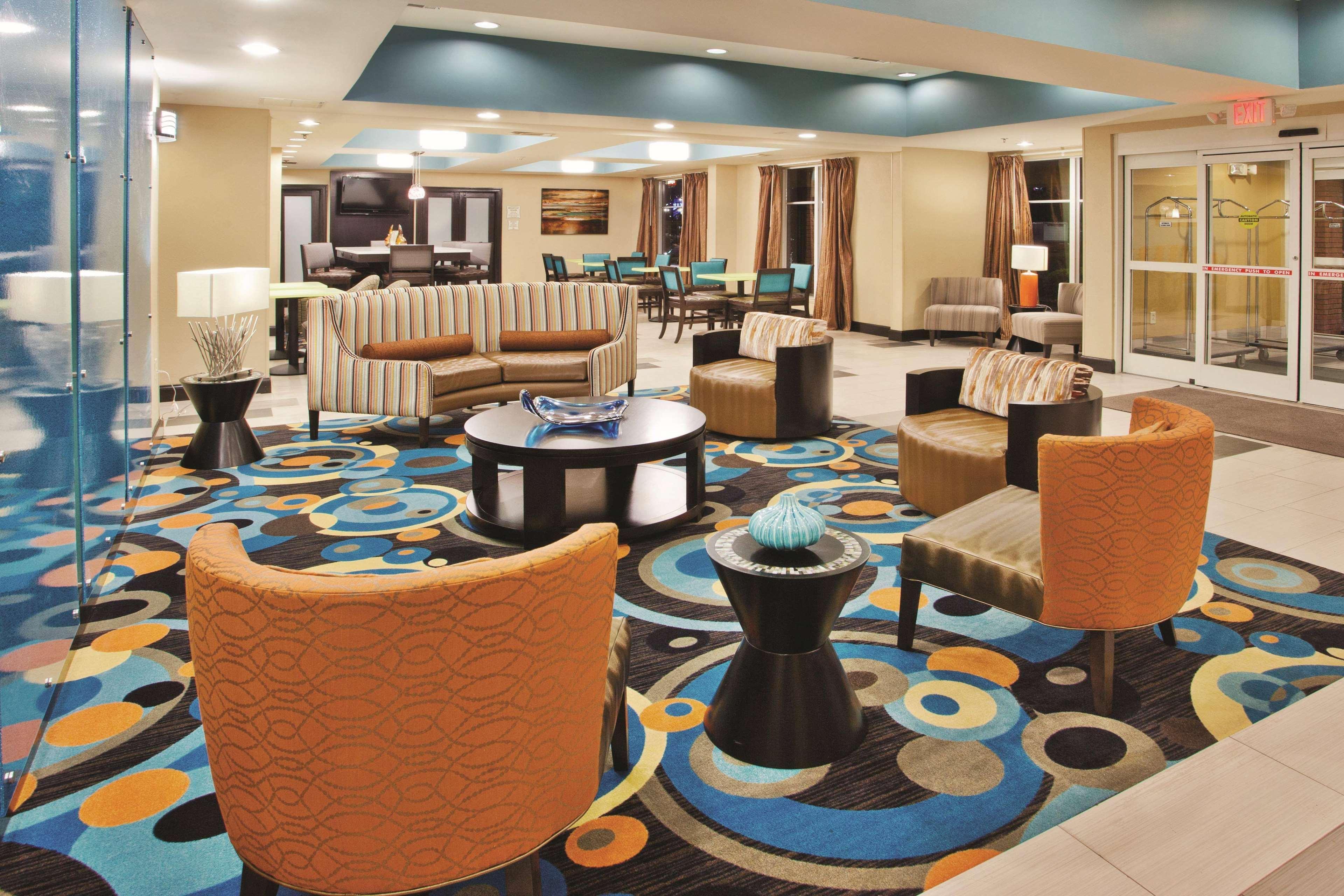 La Quinta By Wyndham Oxford - Anniston Otel Dış mekan fotoğraf